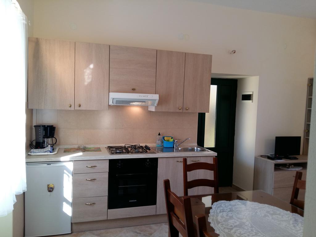 Milutinov Dvor Apartments Врси Екстериор снимка